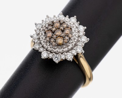 14 kt Gold Brillant-Ring, GG/WG 585/000, blütenf. Ringkopf, Brillanten zus. ca. 1.0 ct (grav.) Weiß und Braun/si-p, RW 57, ca. 5.0 g