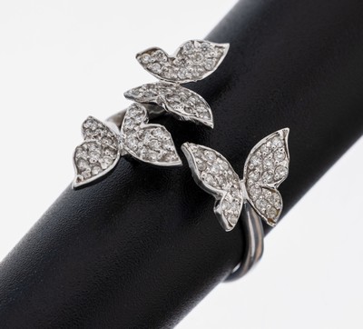 18 kt Gold Brillant-Ring, WG 750/000 gepr.,Ringkopf aus 3 Schmetterlingen, Brillanten zus. ca. 0.75 ct Weiß/si, RW 51, ca. 3.3 g