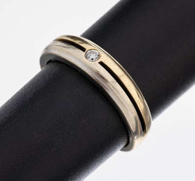 14 kt Gold Brillant-Ring, GG/WG 585/000, Brillant ca. 0.06 Weiß/si, RW 57, ca. 3.2 g