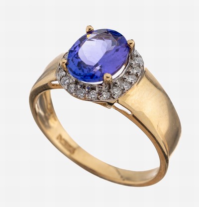 14 kt Gold Tansanit-Brillant-Ring, GG 585/000, ovalfacett. Tansanit ca. 2.0 ct, 20 Brillanten zus. ca. 0.25 ct Weiß/si, RW 57, ca. 3.8 g