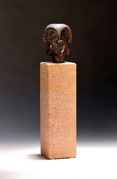 Bettina C. Morio, geb. 1968 Grünstadt, Bronzeskulptur, viergesichtiger Kopf, sign., dat. 96, num. 6/8, Gießerstempel Balzer Pforzheim, H. ca. 13cm, ...