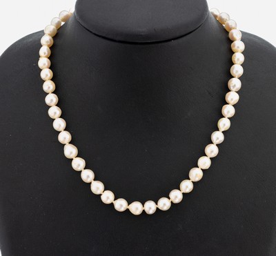 Perl-Collier, endlos barocke Akoyazuchtperlen, D. ca. 6.8-7.3 mm, L. ca. 86cm