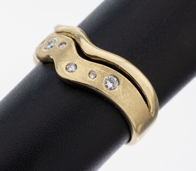 14 kt Gold Brillant-Ring, GG 585/000, part.sat., 6 Brillanten zus. ca. 0.06 ct (grav.) Weiß/si-p, RW 58, ca. 5.0 g