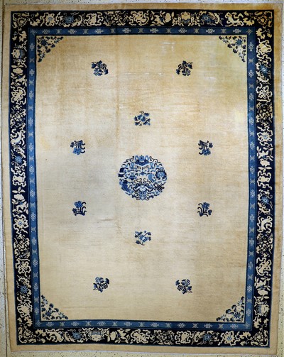 Peking antik, China, um 1900, Wolle auf Baumwolle, ca. 350 x 273 cm, gereinigt, EHZ: 3(restauriert)