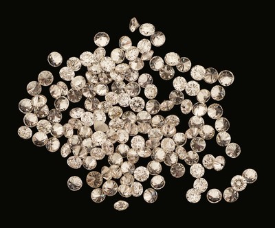 Lot lose Brillanten, zus. ca. 1.0 ct Weiß-get.Weiß/vs-si, kalibriert, 1.15-1.20 mm