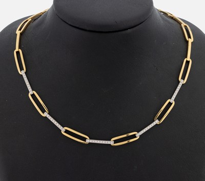 18 kt Gold Diamant-Collier, GG/WG 750/000, ovale Glieder, WG-Stege mit 50 8/8-Diamanten zus. ca. 0.25 ct Weiß/si, L. ca. 40 cm, Kastenschloß mit ...