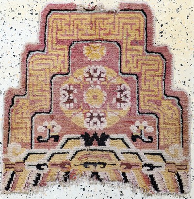 China"Thronteppich"antik, 19.Jhd, Wolle aufBaumwolle, ca. 64 x 65 cm, EHZ: 4