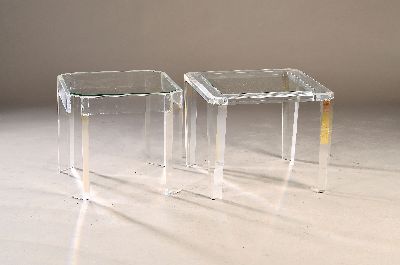 Paar Beistelltische, Italien, 20. Jh., Acryl, 8-eckige Form, je ca. 45x55x55cm, EZ 2