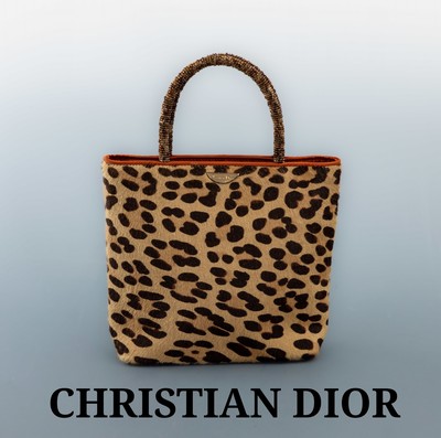 CHRISTIAN DIOR Vintage Ponyhair Tote, außenPonyfell mit Leopardenprint, innen Stoff in braun-orange, kl. Innenpochette, Henkel mit Glasperlen, ...