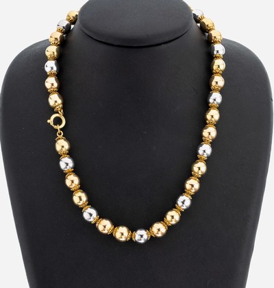 18 kt Gold Collier, ca. 62.7 g, GG/WG 750/000, GG und WG-Kugeln, D. ca. 9.5 mm, L. ca. 45 cm, Federringschließe
