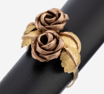 14 kt Gold Ring, GG/RG 585/000, Ringkopf mit 2 vollplastischen Rosen, Blätter strukt., RW 59, ca. 5.4 g