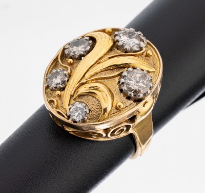 14 kt Gold Brillant-Ring, 1950er Jahre, GG/WG 585/000, im Stil eines Gartenrings, ovaler Ringkopf, florales Design, 5 in WG gefasste Brillanten zus. ...