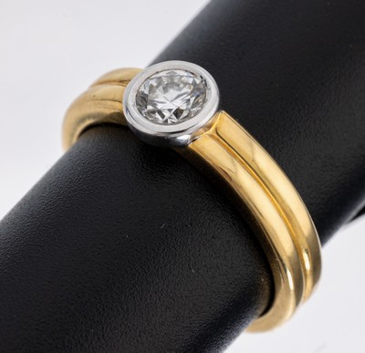 18 kt Gold Brillant-Ring, GG/WG 750/000, inWG gefasster Brillant ca. 0.40 ct feines Weiß/vs, RW 55, ca. 6.4 g