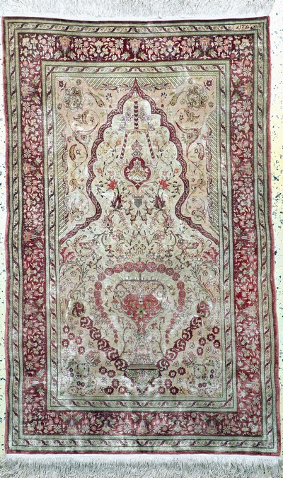 Hereke Seide fein signiert, Türkei, Mitte 20.Jhd, reine Naturseide, ca. 130 x 84 cm, ca.1,0 Mio. Kn/qm, Reinigungsbedürftig, EHZ: 2