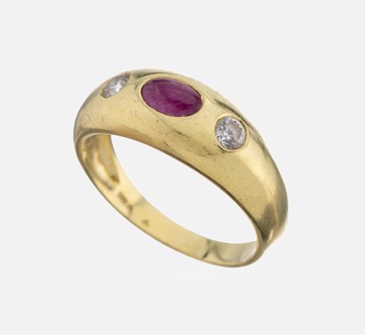 14 kt Gold Rubin-Ring, GG 585/000, ovaler Rubin-Cabochon ca. 0.25 ct, 2 Diamantimita- tionen RW 54, ca. 4.2 g