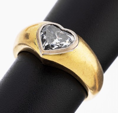 18 kt Gold Diamant-Ring, GG/WG 750/000, in WG gefasstes Diamantherz ca. 1.00 ct Weiß/si, RW 51, ca. 9 g