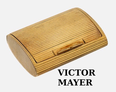 18 kt Gold VICTOR MAYER Pillendose, GG 750/000, rundum gerieft, ovale Seiten, ca. 4 x3 cm, ca. 35.6 g