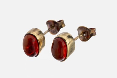 Paar 14 kt Gold Feueropal-Ohrstecker, GG 585/000, 2 ovale Feueropal-Cabochons, ca. 1.5 g