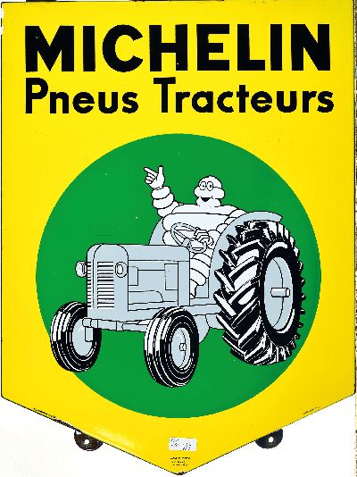 Emailschild Michelin Pneus Tracteurs, Frankreich, spätere Ausführung des Schildes der 1950er-Jahre, Metall farbig emailliert, Wappenschild förmig, ...