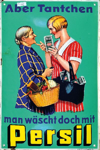 Emailschild Persil "Tantchen", Düsseldorf, um 1920, Metall farbig emailliert, lithographierter Dekor, gewölbt, bezeichnet Henkel & Cie ...