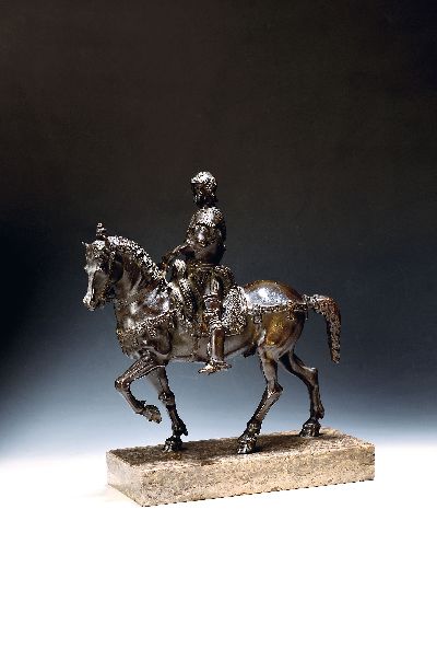 Reiterstandbild des Bartolomeo Colleoni, nach Andrea del Verrocchio, um 1900, Bronze patiniert, auf Marmorsockel, H. 37,5 cm