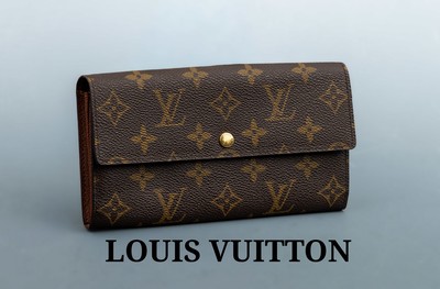 LOUIS VUITTON Geldbeutel, Monogram Canvas, 3 Innenfächer, 1 x mit Reißverschluß, 10 Kartenfächer, Gebr.-Spuren, ca. 19 x 10 x 2.5 cm