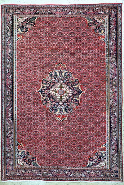Bidjar alt, Persien, Mitte 20.Jhd, Wolle auf Baumwolle, ca. 330 x 225 cm, EHZ: 1-2