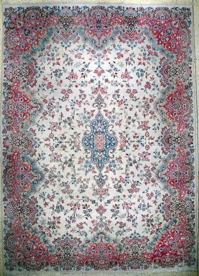Kerman, Persien, Mitte 20.Jhd, Wolle auf Baumwolle, ca. 370 x 266 cm, EHZ: 3