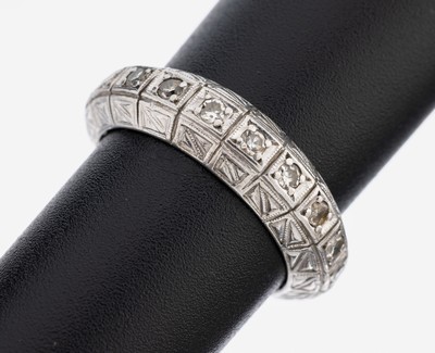 Platin Diamant-Memoryring, Pt gepr., 19 8/8-Diamanten zus. ca. 0.40 ct Weiß/si, RW 56,ca. 4.9 g