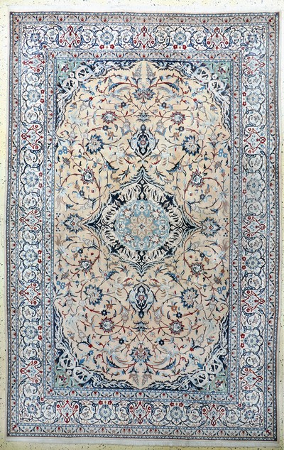 Nain fein(9 La), Persien, Mitte 20.Jhd, Korkwolle mit Seide, ca. 316 x 203 cm, ca. 500.000 Kn/qm, EHZ: 2