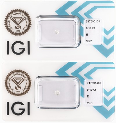 Lot 2 lose Brillanten, 1 x 0.10 ct hochfeines Weiß(E)/vs1, 1 x 0.10 ct hochfeines Weiß (E)/vs2, eingeschweißt, IGI-Expertisen anbei