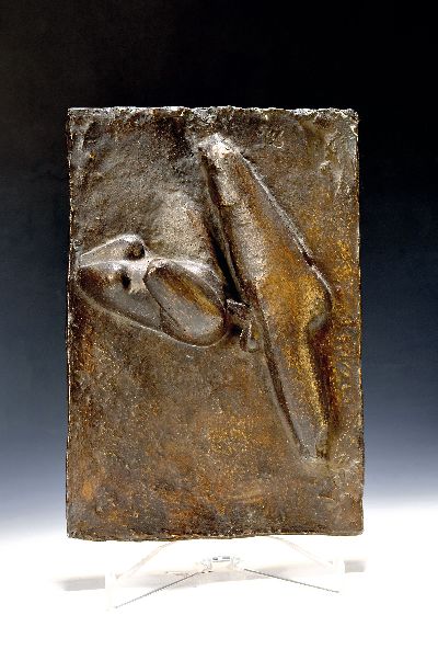 Gustav Seitz, 1906 Mannheim-1969 Hamburg, Bronzerelief, "Delta", 1966, Bronze braun patiniert, ca. 31x22 cm, das Relief war ursprünglich ...