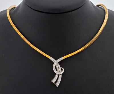 14 kt Gold Diamant-Collier, GG/WG 585/000, Mittelteil geschwungen, 11 8/8-Diamanten und 12 Brillanten zus. ca. 0.23 ct Weiß/si, L. ca. 44 cm, ...