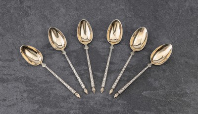 6 Löffel, Frankreich um 1900, 950er Silber,teilvergoldet, Meistermarke EC in Raute wohl CARDEILHAC, Nachfolger von Christofle, sparsamer floraler ...