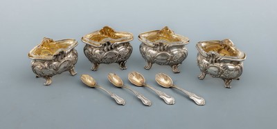 4 Salz-/Gewürzschälchen Frankreich um 1890, 950er Silber, innen verg., Meistermarke in Raute nicht identifiziert, prunkvoller Dekor mit Rokaillen ...