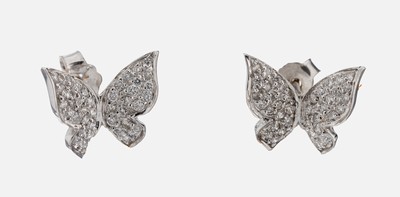 Paar 18 kt Gold Brillant-Ohrstecker, WG 750/000, Schmetterlinge, Brillanten zus. ca. 0.80 ct Weiß/si, ca. 2.7 g, ein Stift leicht verbogen