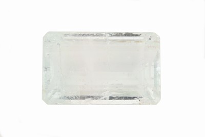 Loser facett. Aquamarin im Emerald Cut ca. 82.00 ct, fast farbloser Beryll
