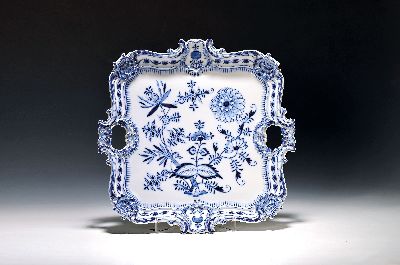 Prunktablett, Meissen, Zwiebelmuster, um 1880/90, Knaufschwerter, ca. 40 x 40 cm