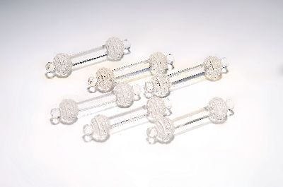 Sammlung aus 18 + 6 Messerbänkchen, um 1880/1900, 6 knochenförmige, Bänkchen, an den Enden aufwendig geschliffen, Mittelstab facettiert, L. ca. ...