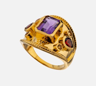 Amethyst-Granat-Citrin-Ring, 925er Silber verg., mittig Amethyst im Emerald Cut ca. 2.50ct, 2 facett. Granattropfen zus. ca. 0.50 ct, 4 rundfacett. ...