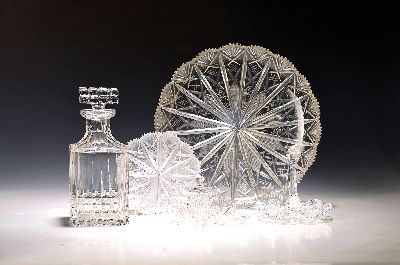 23 Teile geschliffenes Kristallglas, Tschechien, um 1900 und später, runde Schale, D. ca. 31.5cm; runde Schüssel, D. ca. 22cm, runde Schüssel D. ...
