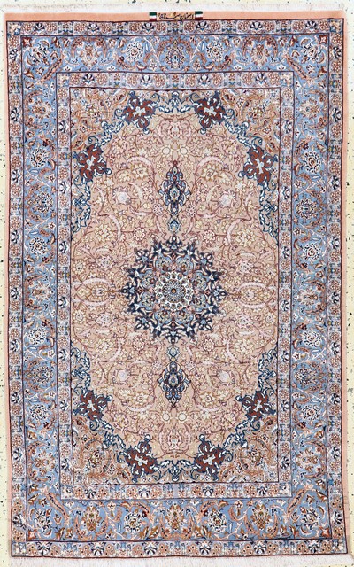 Esfahan fein Persien, signiert"Sanaye", Mitte 20.Jhd, Korkwolle mit und auf Seide, ca.170 x 107 cm, ca. 1,0 Mio. Kn/qm, EHZ: 1-2