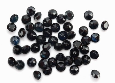 Lot lose Saphire zus. ca. 20.99 ct, rundfacett. in versch. Größen und Farbnuancen,Ausfassware