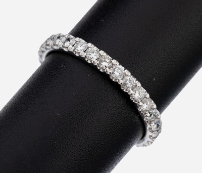 14 kt Gold Brillant-Memoryring, WG 585/000,Brillanten zus. ca. 0.89 ct (grav.) feines Weiß-l.get.Weiß/vs-si, RW 55, ca. 1.6 g