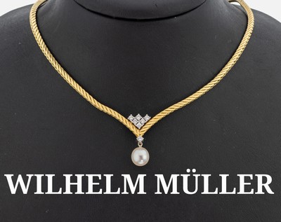 18 kt Gold Brillant-Perl-Collier, GG/WG 750/000, qualitätvolle Verarbeitung, 7 in WG gefasste Brillanten zus. ca. 0.35 ct Weiß/si, bewegl. ...