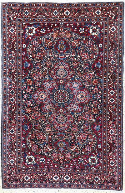 Bachtiar fein alt, Persien, Anfang 20.Jhd, Wolle auf Baumwolle, ca. 215 x 141 cm, EHZ: 2 (minimaler Mottenfraß)