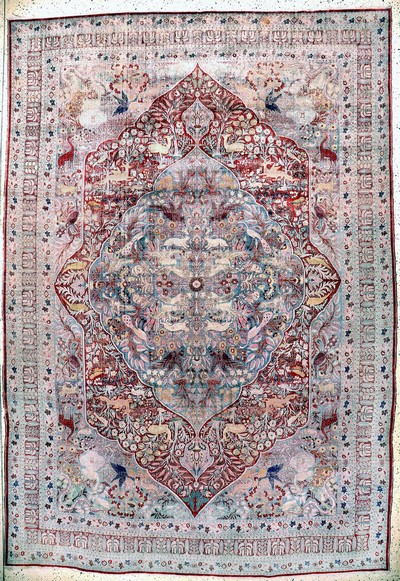 Seiden Täbriz antik, Persien, 19.Jhd, reineNaturseide, ca. 401 x 278 cm, EHZ:(gleichmäßigdünn)