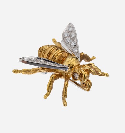 18 kt Gold Diamant-Brosche, GG/WG 750/000, plastische Darstellung einer Biene, Flügel WG mit 12 8/8-Diamanten zus. ca. 0.12 ct feines Weiß/si, ...