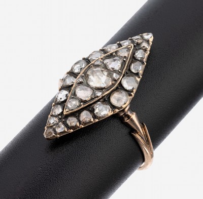 14 kt Gold Diamant-Ring, um 1880-90, RG 585/000 gepr., sogn. Schiffchenring, Ringkopf part. Silber, 29 Diamantrosen zus. ca. 1.17 ct, RW 62, ca. 4.8 ...