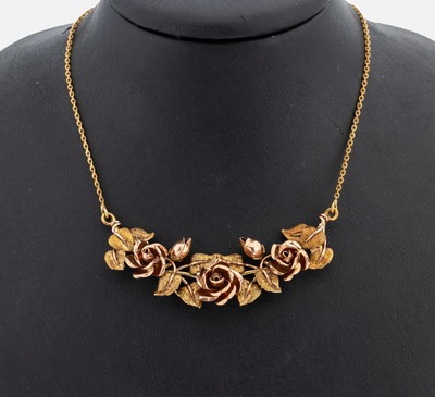 14 kt Gold Collier, Österreich/Wien, 1950er -60er Jahre, GG/RG 585/000, aufwendige Handarbeit, Mittelteil mit plastischen Rosen, Blätter fein ...